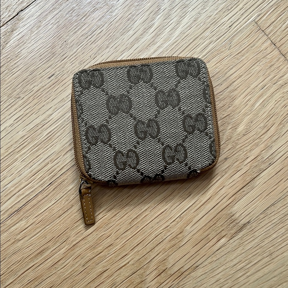 Gucci Brown Key Card Holder with Iconic Monogram